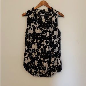 Motherhood Maternity Sleeveless Floral Blouse
